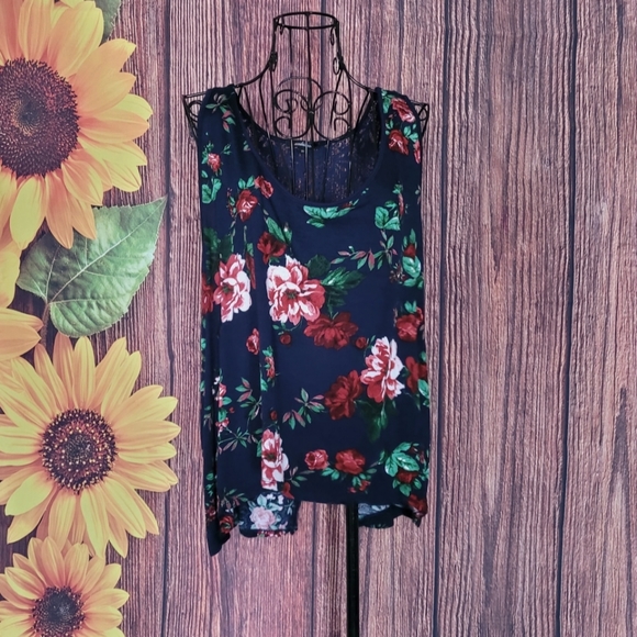 Ambiance Sleeveless High-Low Blouse - Picture 2 of 9